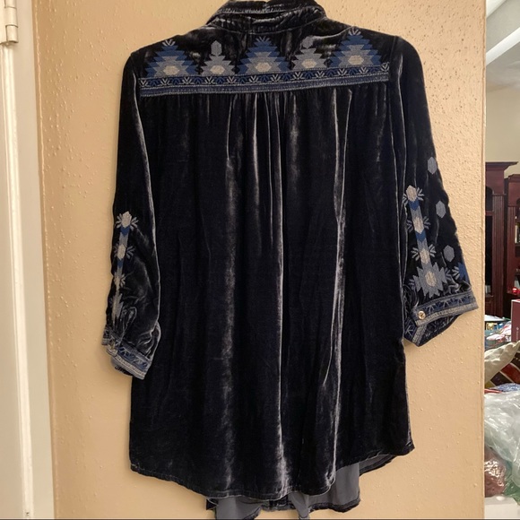 Johnny Was Nomi Velvet Smock Shirt - Picture 10 of 10